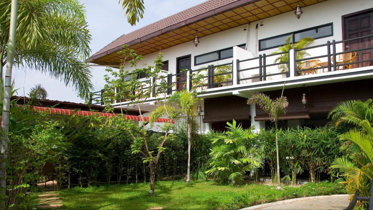 S.R Sofia Villa Hotel 暹粒 外观 照片