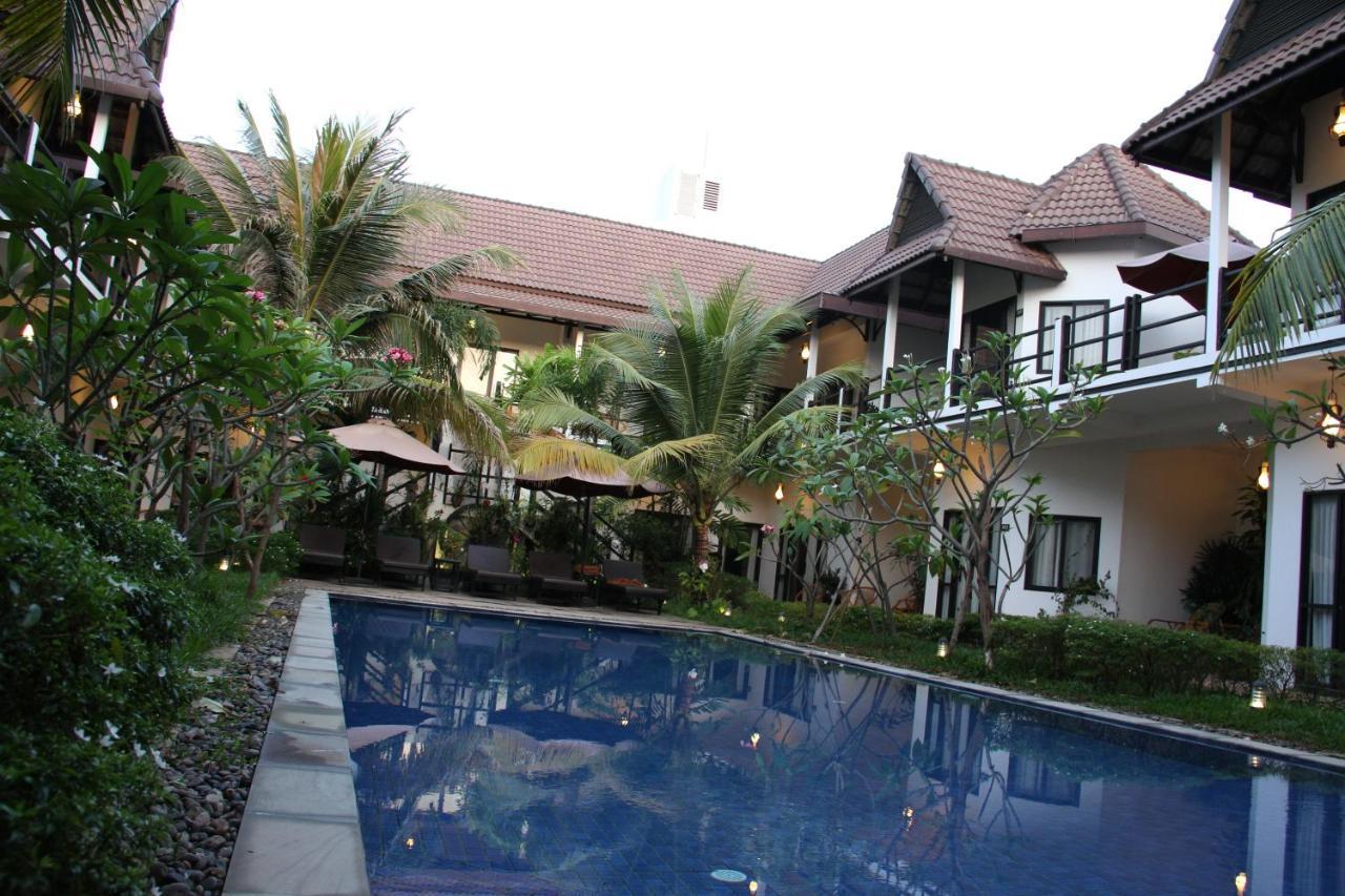 S.R Sofia Villa Hotel 暹粒 外观 照片